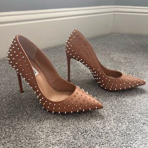 Steve Madden Spikey heels